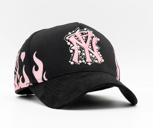 31 HATS NY PEARLS IN LOVE