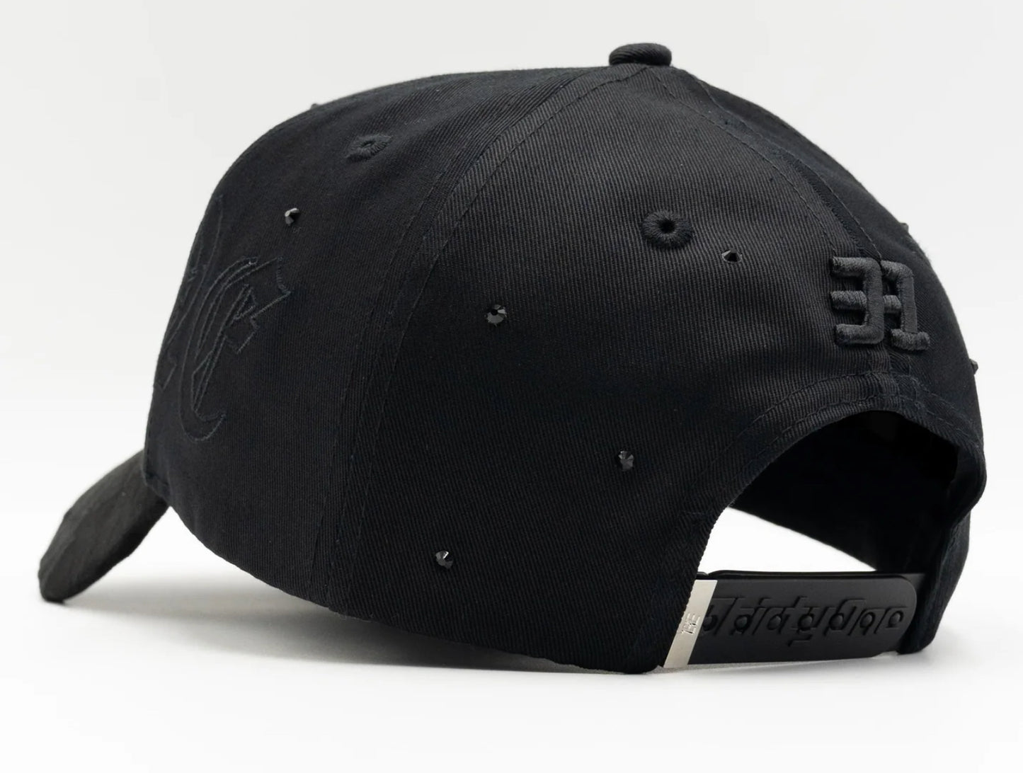 31 HATS "NY BLACK IN BLACK"