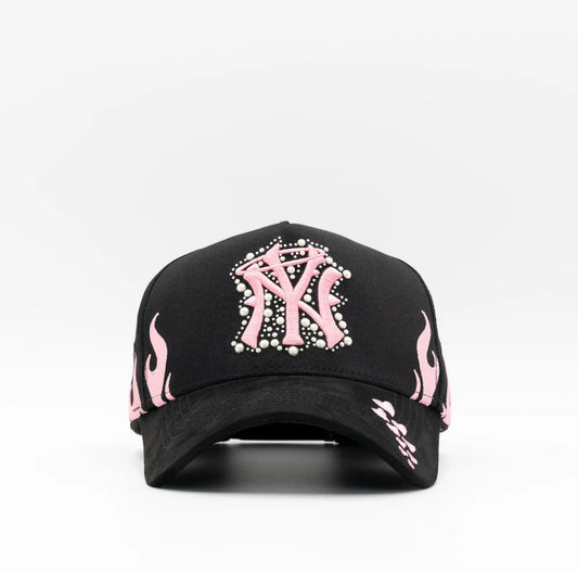31 HATS NY PEARLS IN LOVE