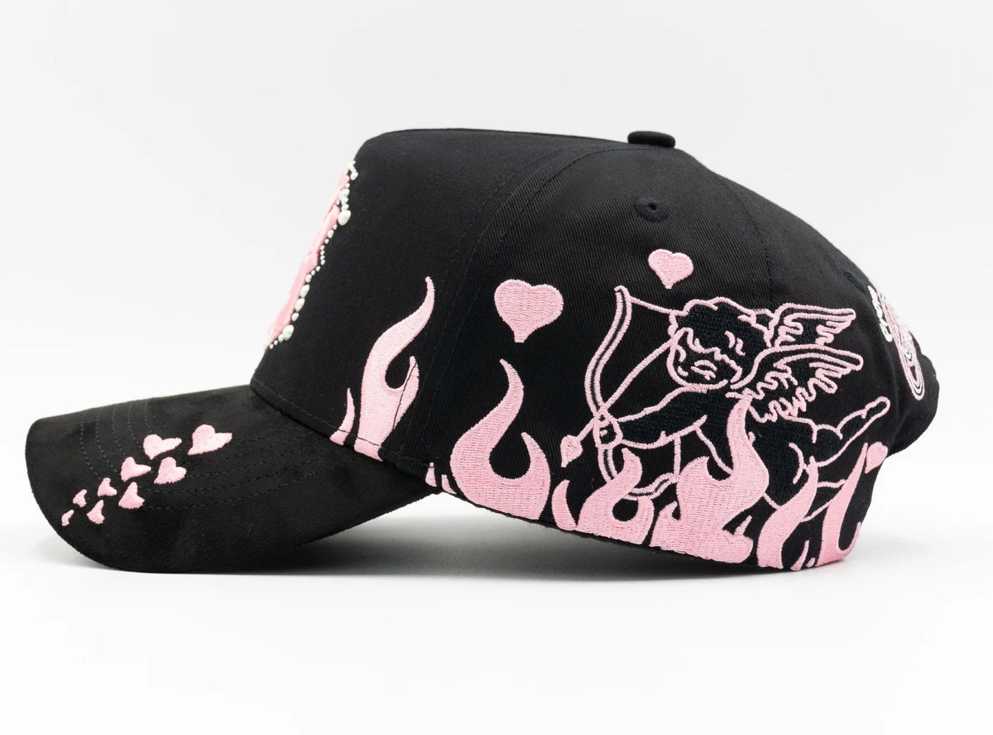 31 HATS NY PEARLS IN LOVE